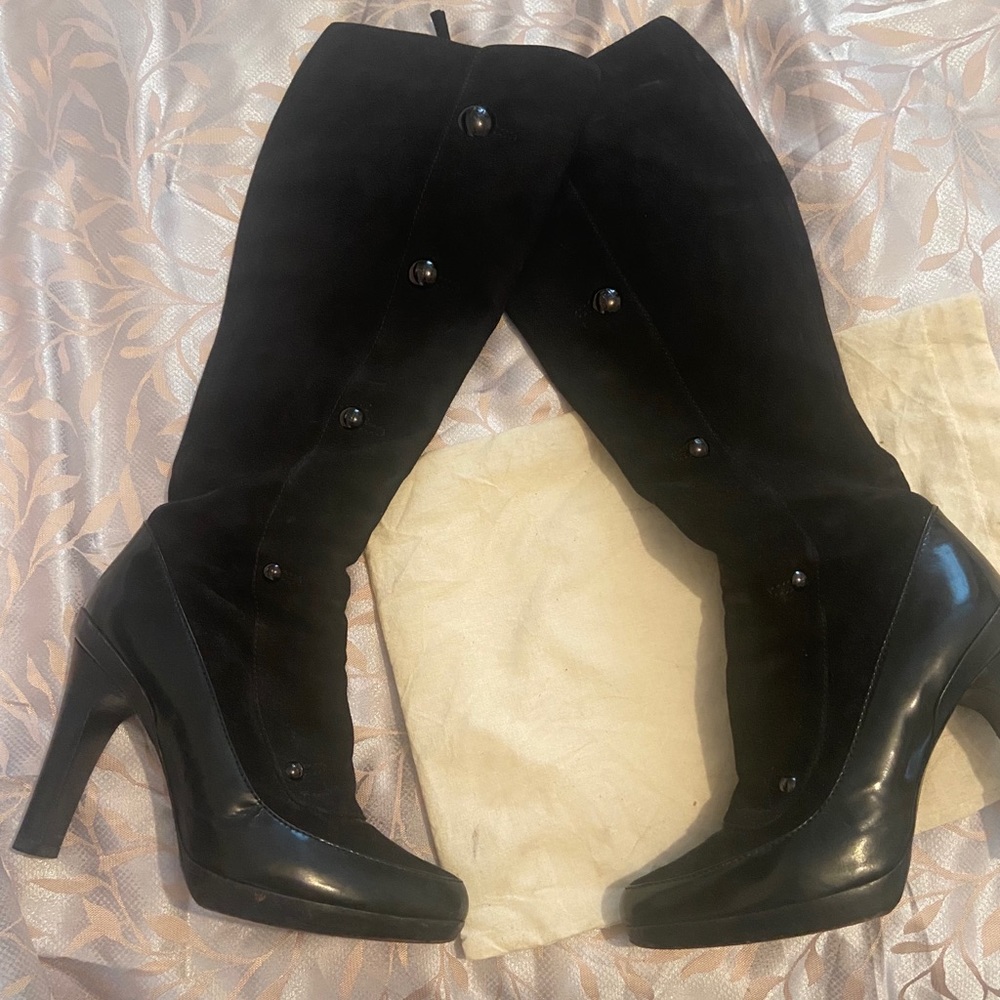 Black fendi boots